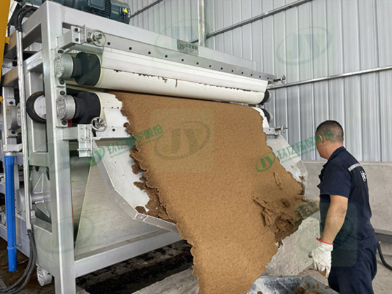 Belt dewatering machines used for pulp dewatering cases